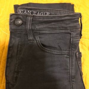 ✨AE✨NWOT✨High Rise Jeans